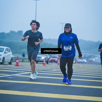 Runner Photo 7502330