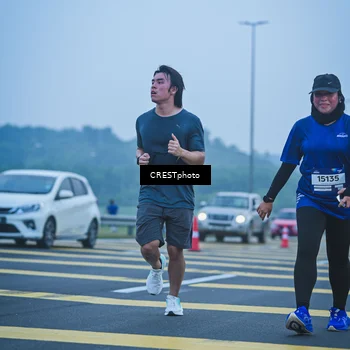 Runner Photo 7502331