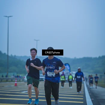 Runner Photo 7502353
