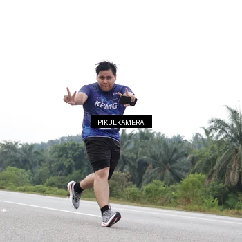 Runner Photo 7502355