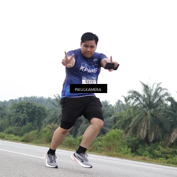 Runner Photo 7502370