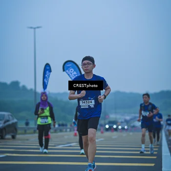 Runner Photo 7502374