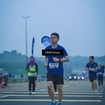 Runner Photo 7502377
