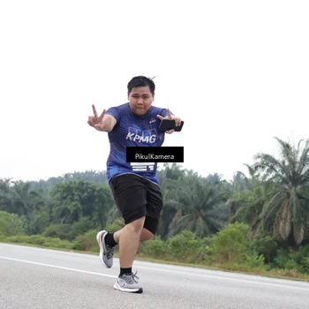 Runner Photo 7502378