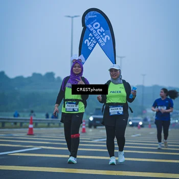Runner Photo 7502381