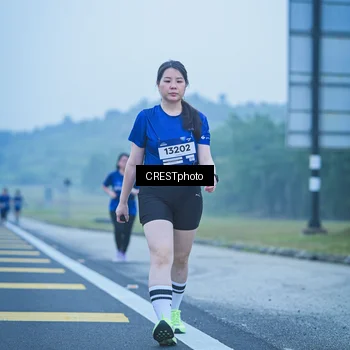 Runner Photo 7502396
