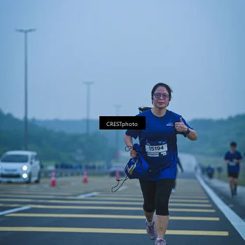 Runner Photo 7502411