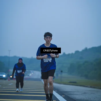 Runner Photo 7502418