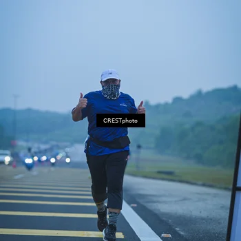 Runner Photo 7502435