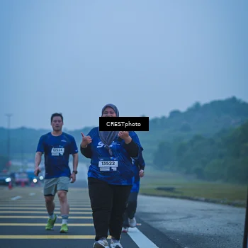 Runner Photo 7502441