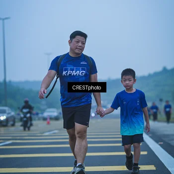 Runner Photo 7502451