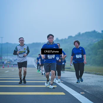Runner Photo 7502452