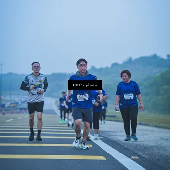 Runner Photo 7502453