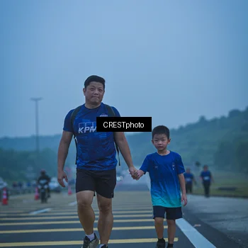 Runner Photo 7502456