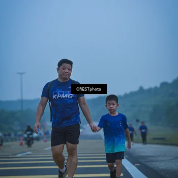 Runner Photo 7502459