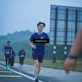 Runner Photo 7502466
