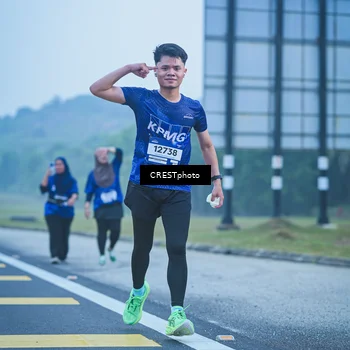 Runner Photo 7502485