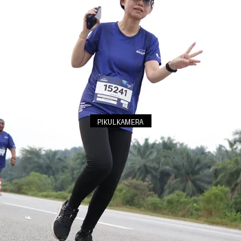Runner Photo 7502490