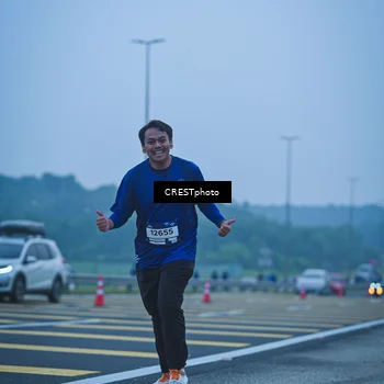Runner Photo 7502493