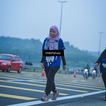 Runner Photo 7502499