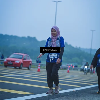 Runner Photo 7502502
