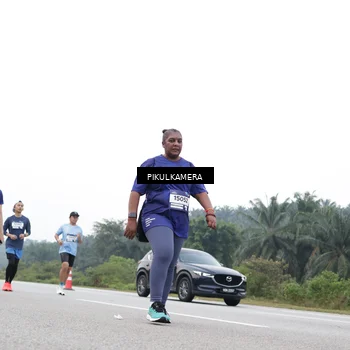 Runner Photo 7502503