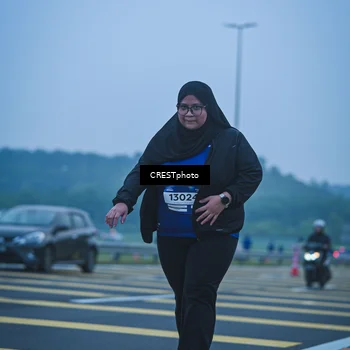 Runner Photo 7502504