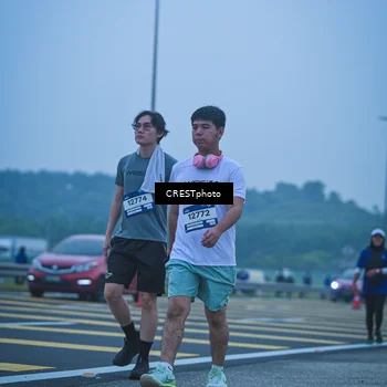 Runner Photo 7502517