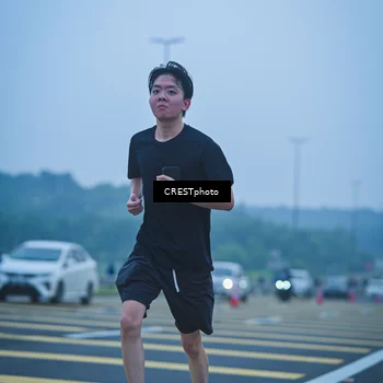Runner Photo 7502548