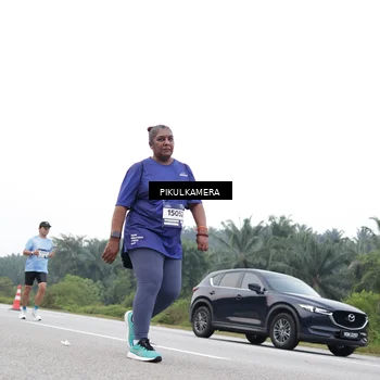 Runner Photo 7502551