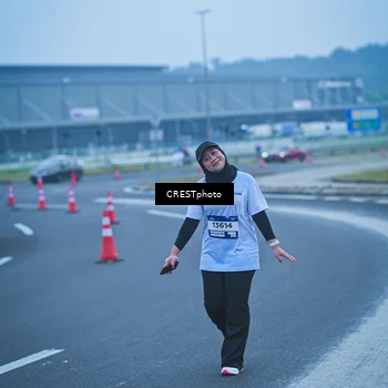 Runner Photo 7502592