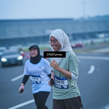 Runner Photo 7502600