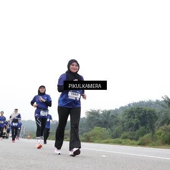 Runner Photo 7502649