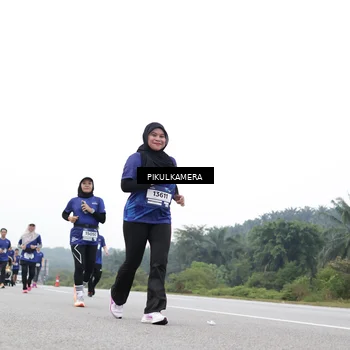 Runner Photo 7502651