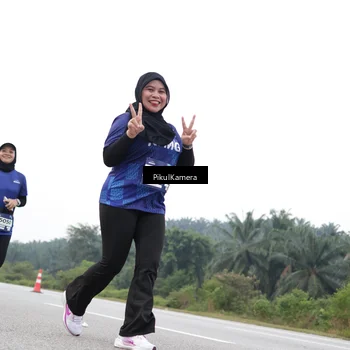 Runner Photo 7502659