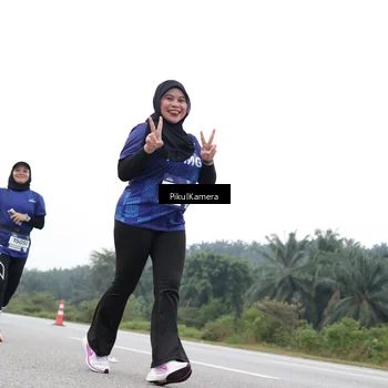 Runner Photo 7502660