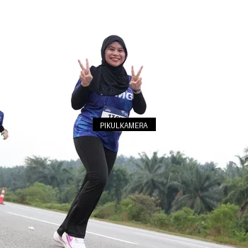 Runner Photo 7502663