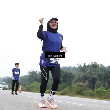 Runner Photo 7502664