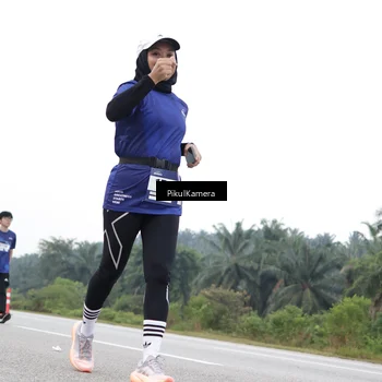 Runner Photo 7502666