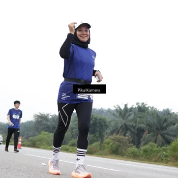 Runner Photo 7502667