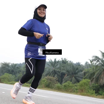 Runner Photo 7502669