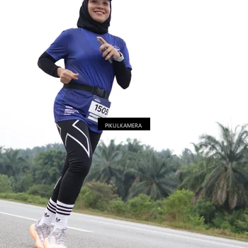Runner Photo 7502673