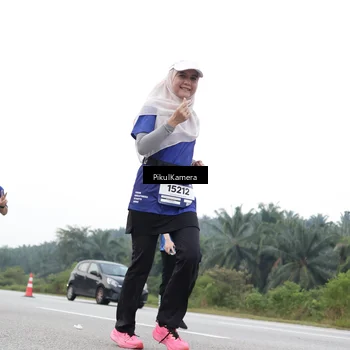 Runner Photo 7502677