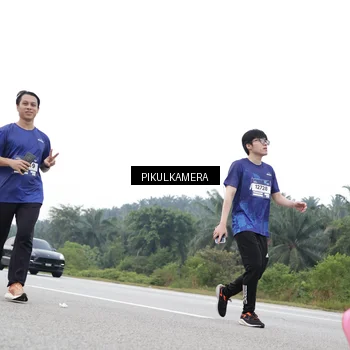 Runner Photo 7502687