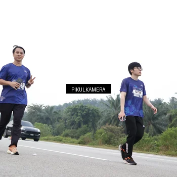 Runner Photo 7502690
