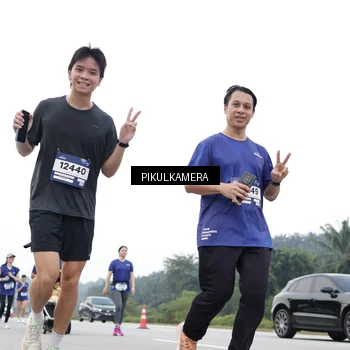 Runner Photo 7502694