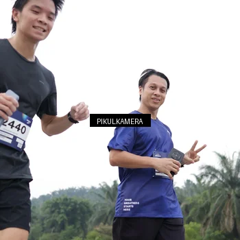 Runner Photo 7502703