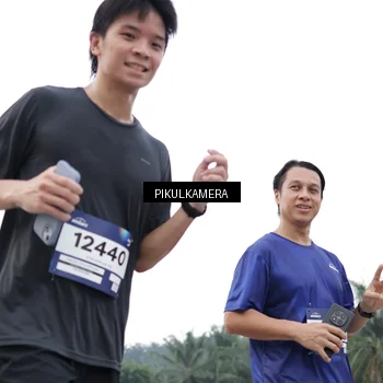 Runner Photo 7502704