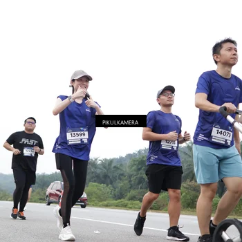 Runner Photo 7502717