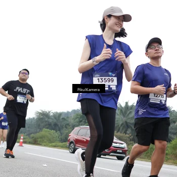Runner Photo 7502731